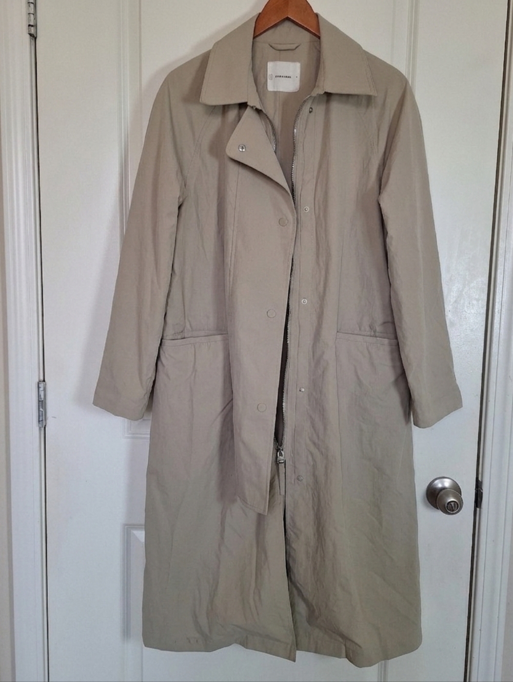 Everlane The Mac Coat Women Tan Khaki Snap Front Trench Long Jacket Size Medium - Picture 3 of 9